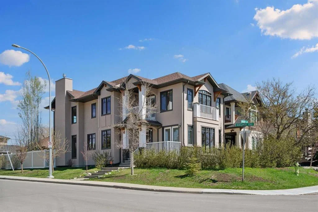 4538 Montgomery Avenue NW, Calgary — main listing photo