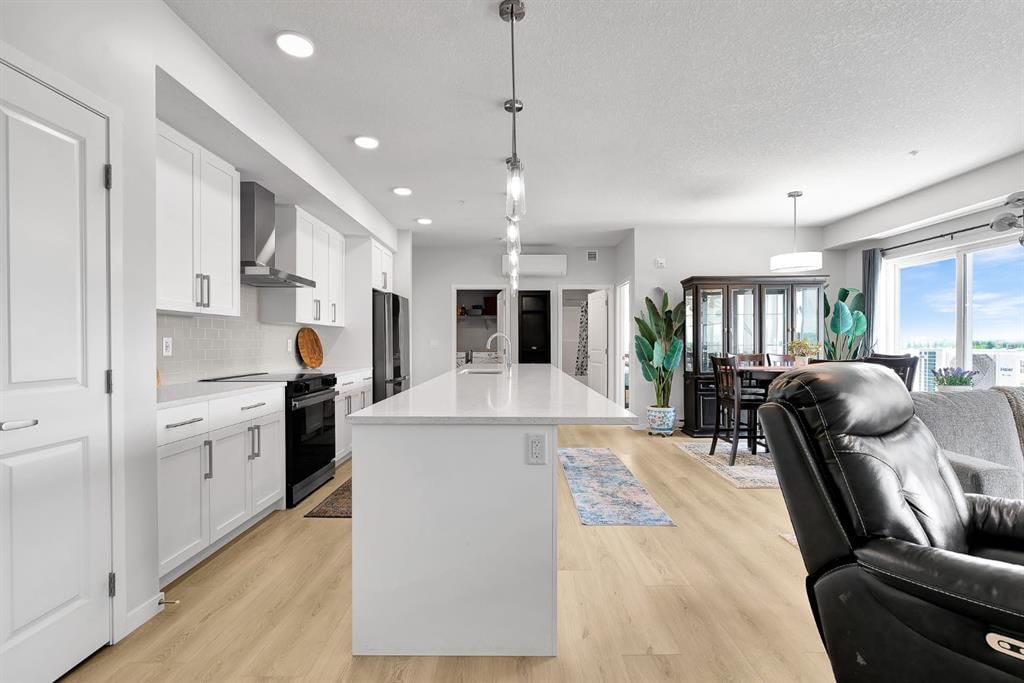 4415, 550 Belmont Street SW, Calgary — photo 5 of 36