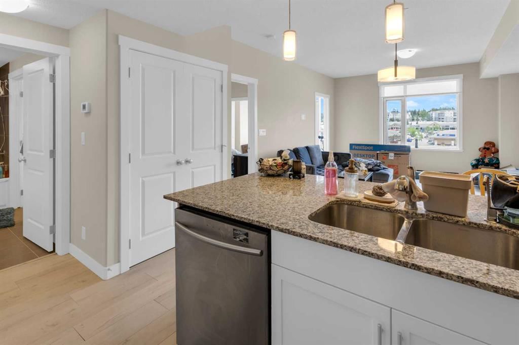 507, 32 Varsity Estates Circle NW, Calgary — photo 5 of 39