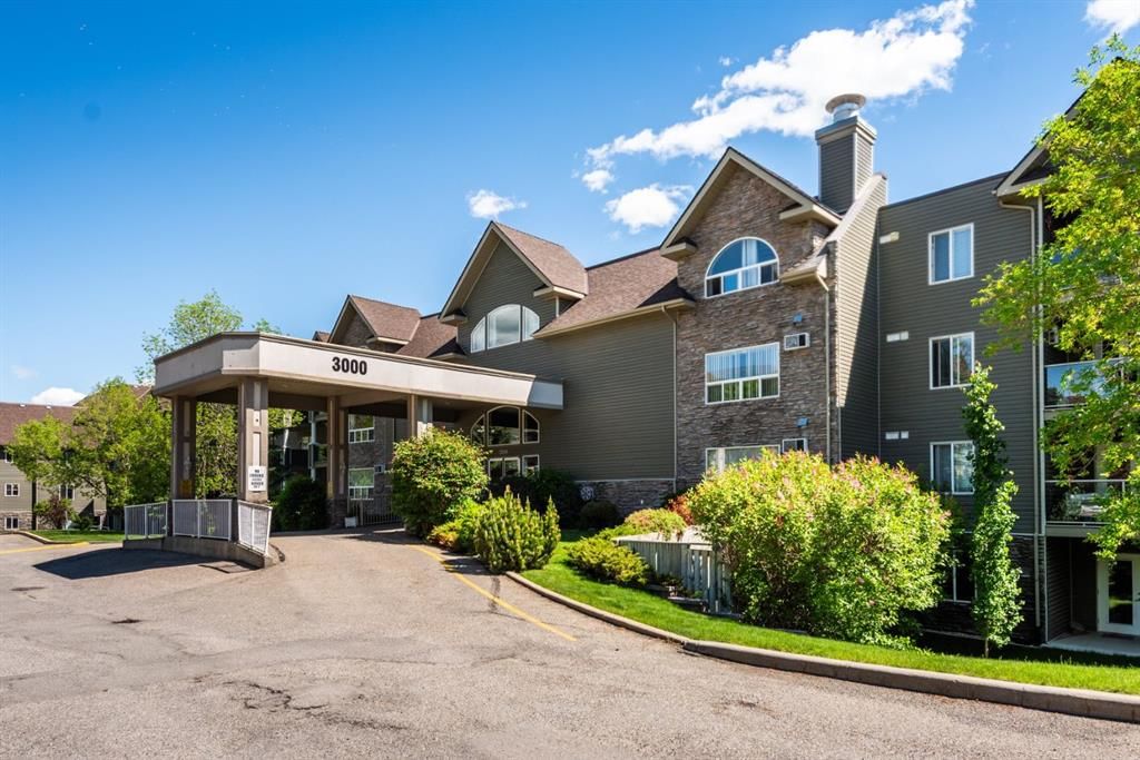 3215, 3000 Millrise Point SW, Calgary — main listing photo