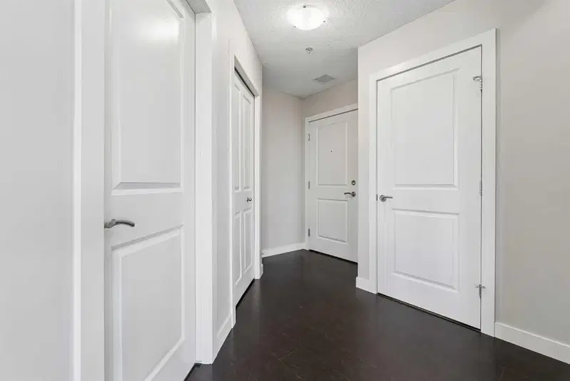 224, 2727 28 Avenue SE, Calgary — photo 3 of 34
