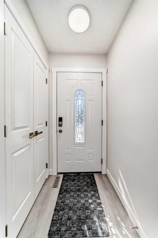 236 Pinemill Mews NE, Calgary — photo 3 of 27