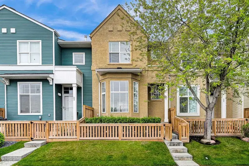 207 Mckenzie Towne Gate SE, Calgary — main listing photo