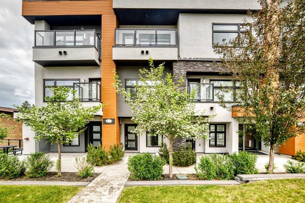 Main photo