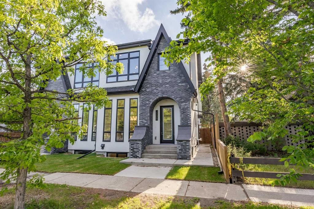 2205 26A Street SW, Calgary — main listing photo
