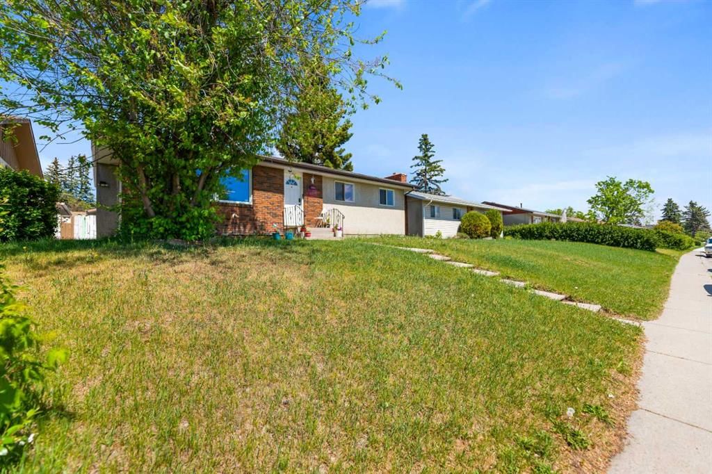 4140 Maryvale Drive NE, Calgary — photo 2 of 38
