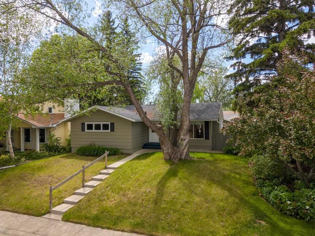 10731 Maplebend Drive SE, Calgary — main listing photo