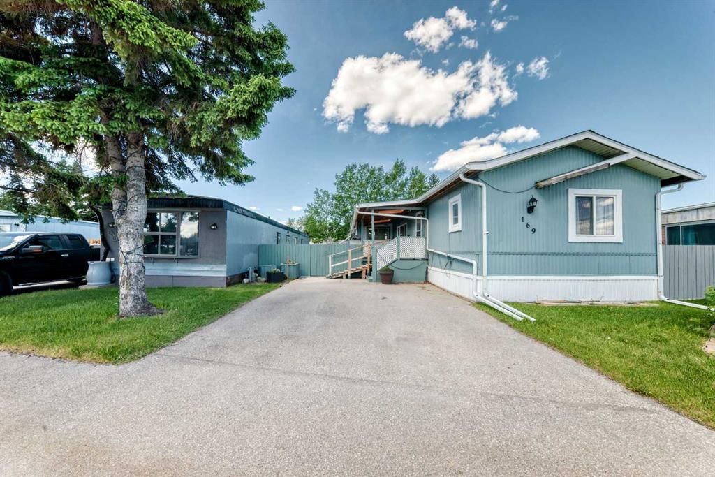 169, 6724 17 Avenue SE, Calgary — main listing photo