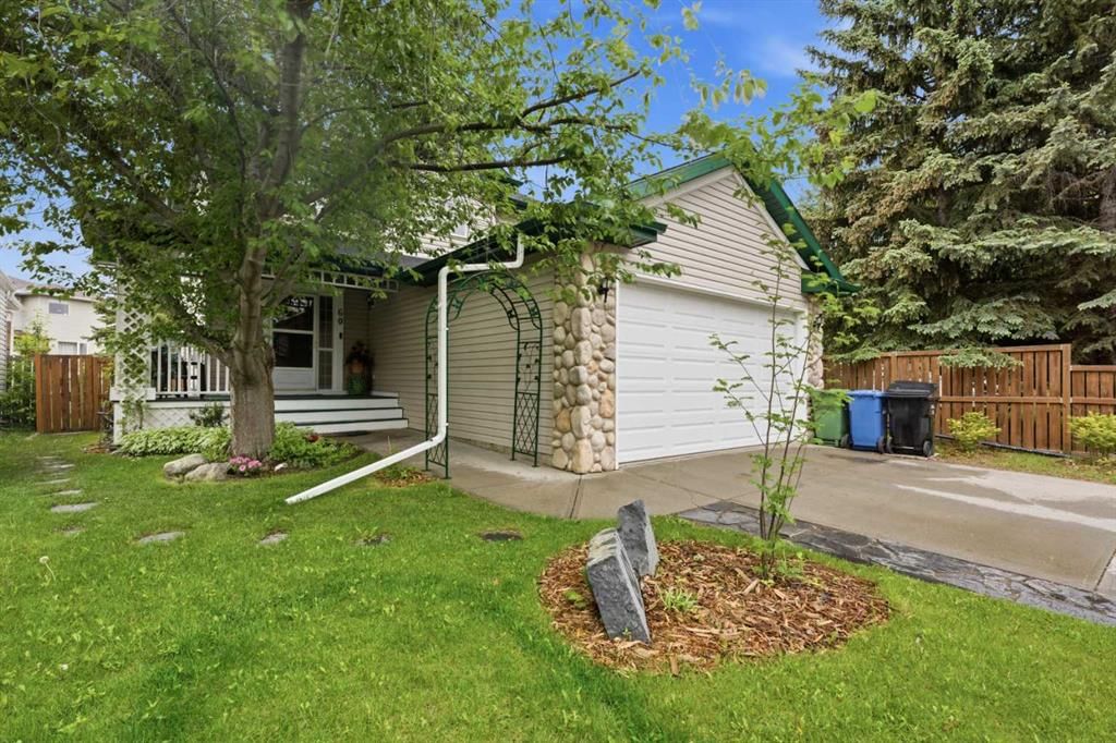 60 Chaparral Way SE, Calgary — photo 2 of 50