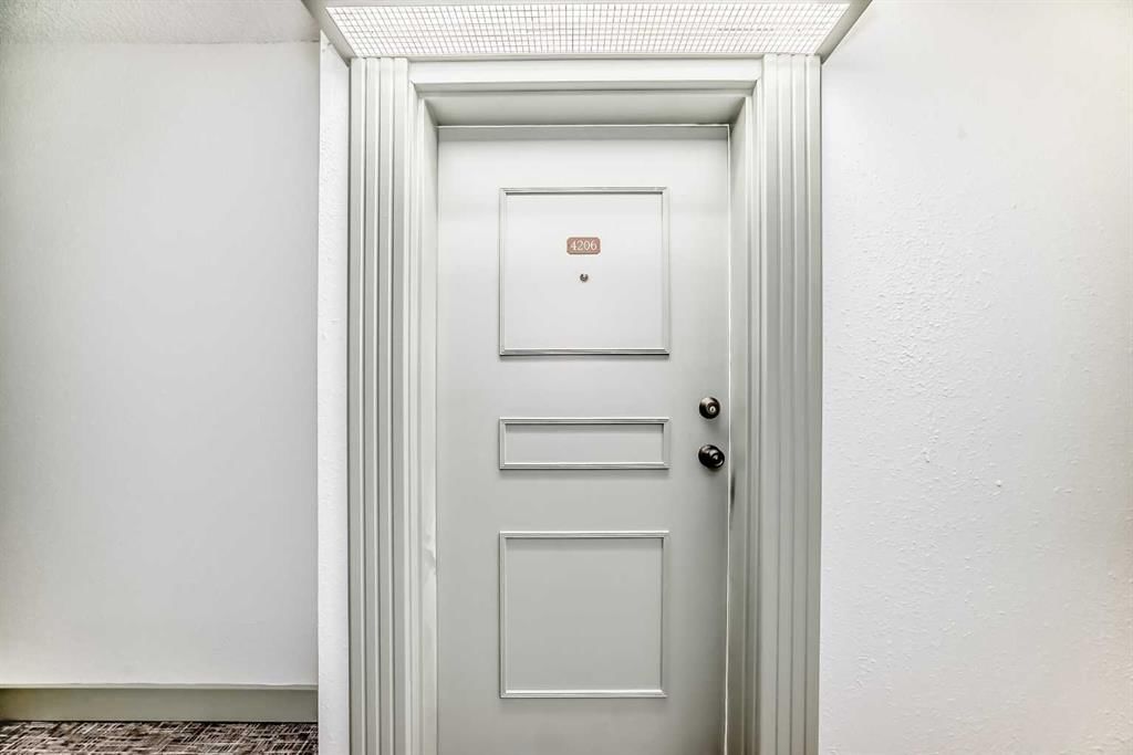 4206, 385 Patterson Hill SW, Calgary — photo 3 of 28