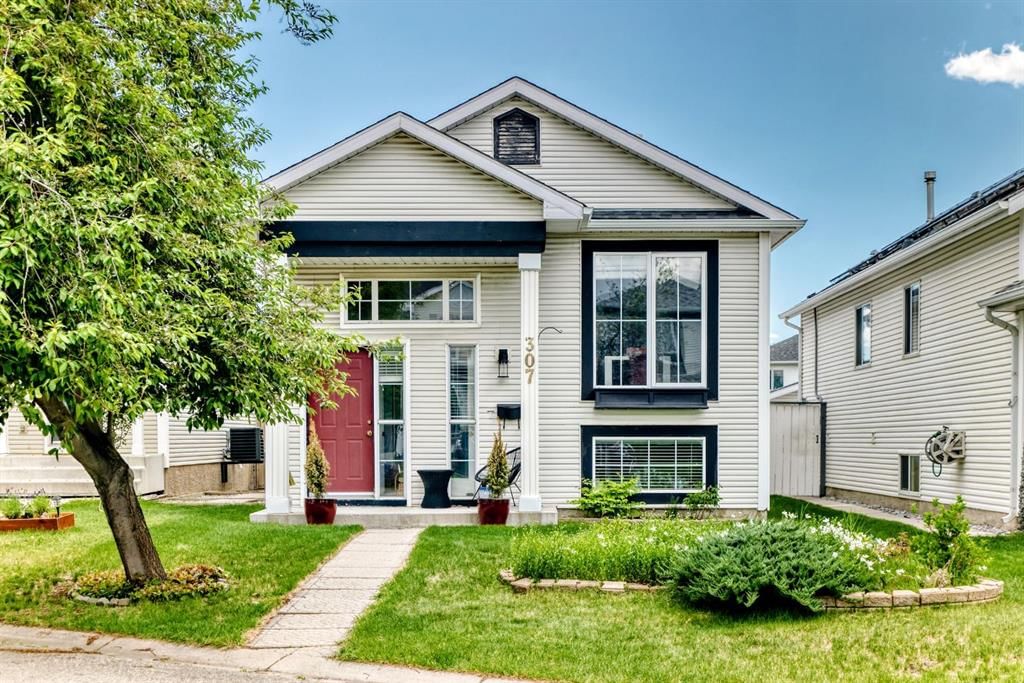 307 Mt Lorette Place SE, Calgary — photo 2 of 44