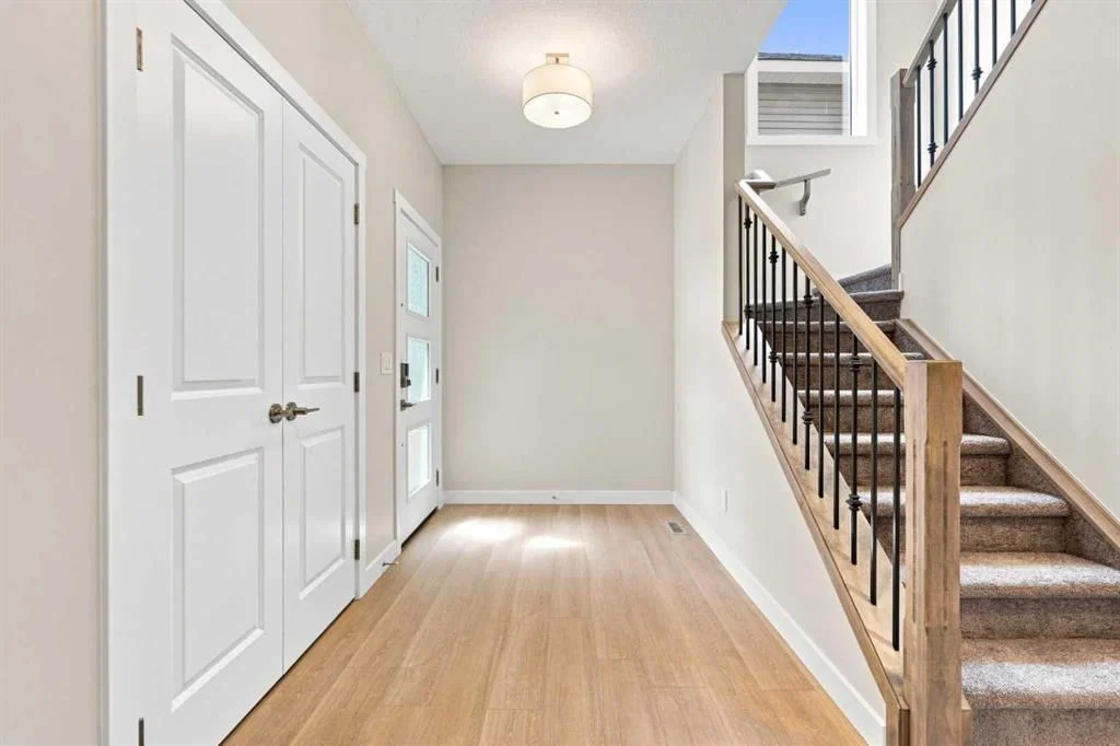 266 Heartwood Gardens SE, Calgary — photo 4 of 44