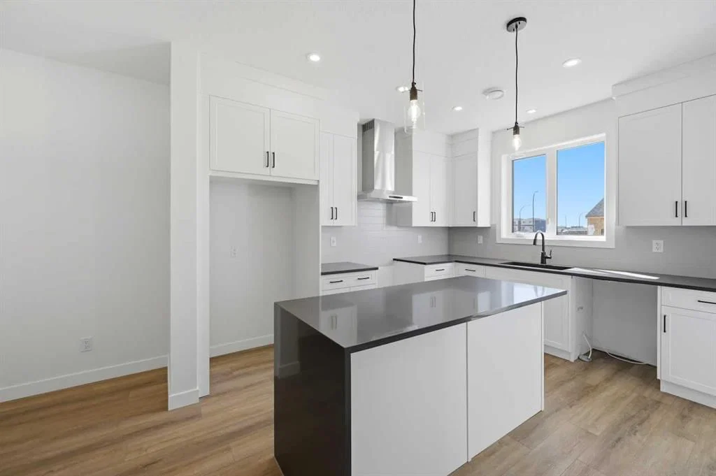 8557 Huxbury Drive, Calgary — main listing photo