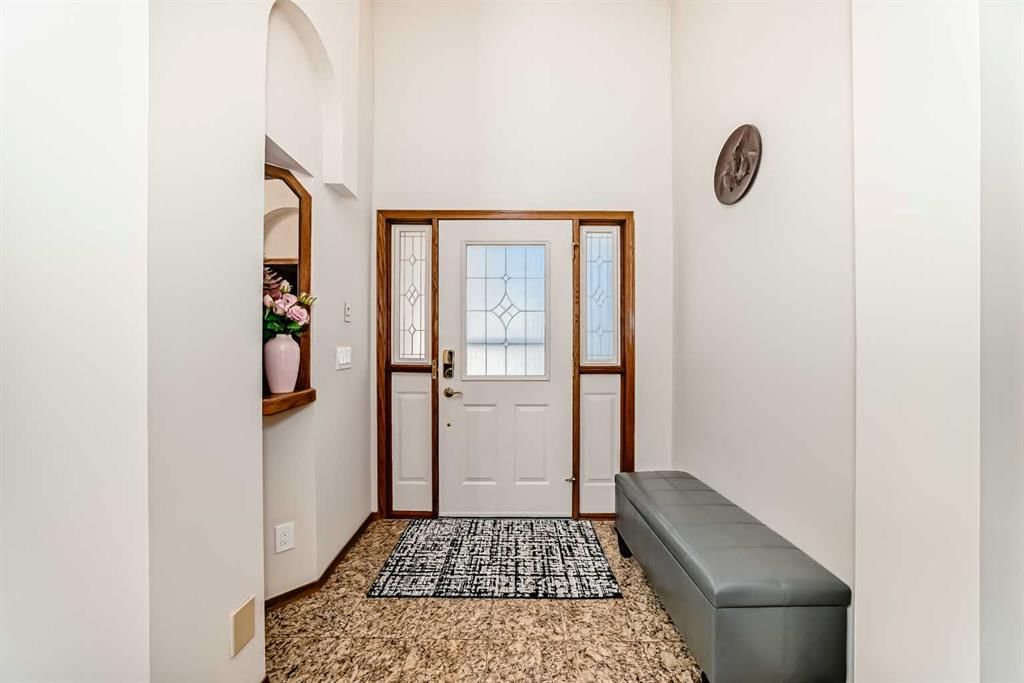 227 Hawkside Mews NW, Calgary — photo 3 of 47