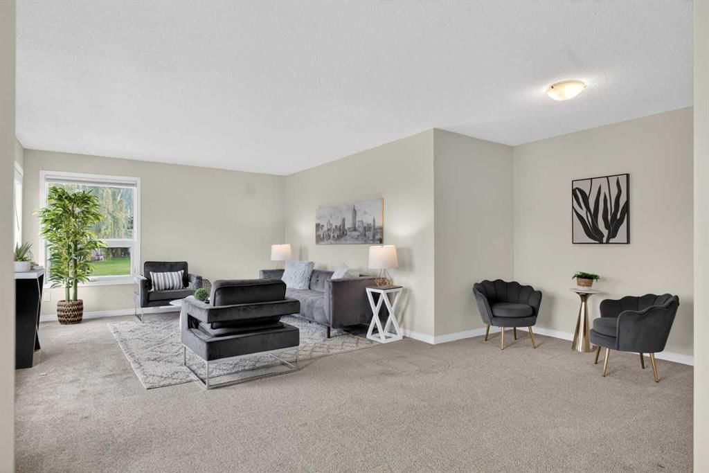 19 Deercrest Way SE, Calgary — photo 3 of 37