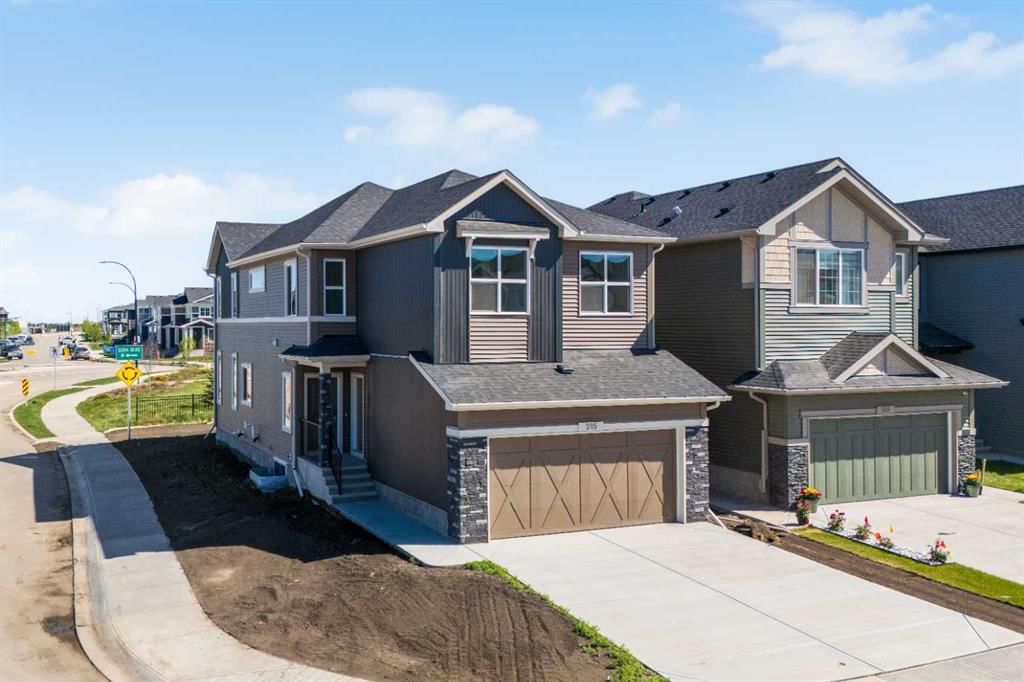 215 Sora Terrace SE, Calgary — photo 2 of 50