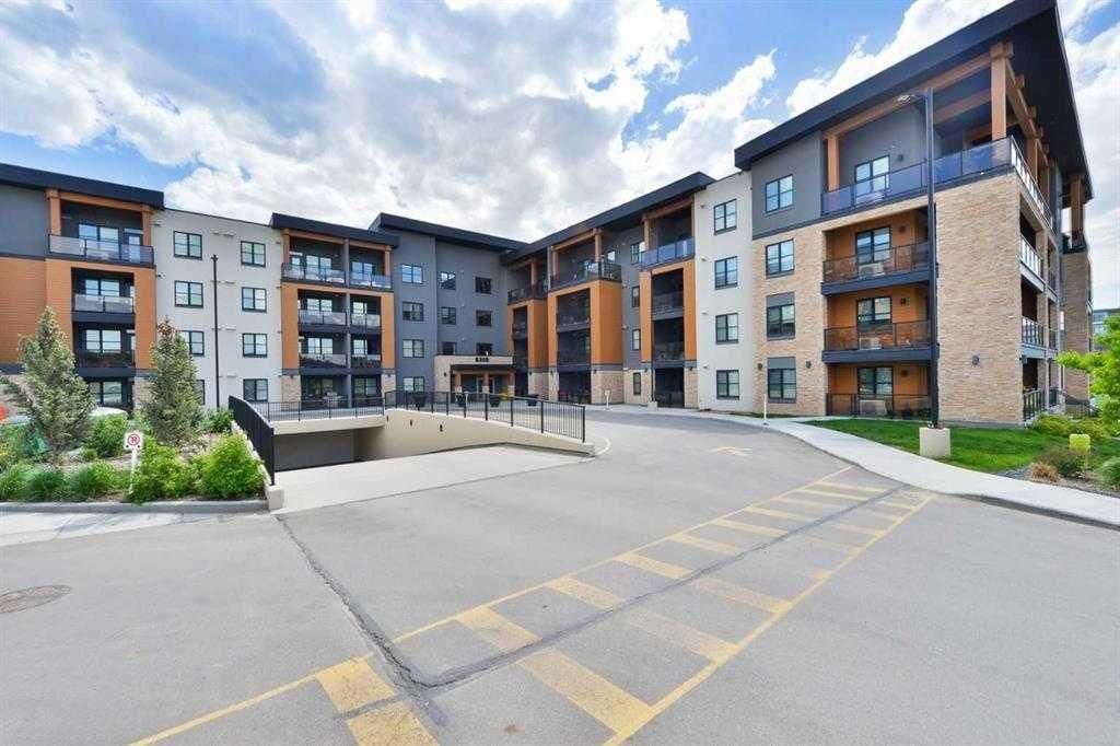 302, 8355 19 Avenue SW, Calgary — main listing photo