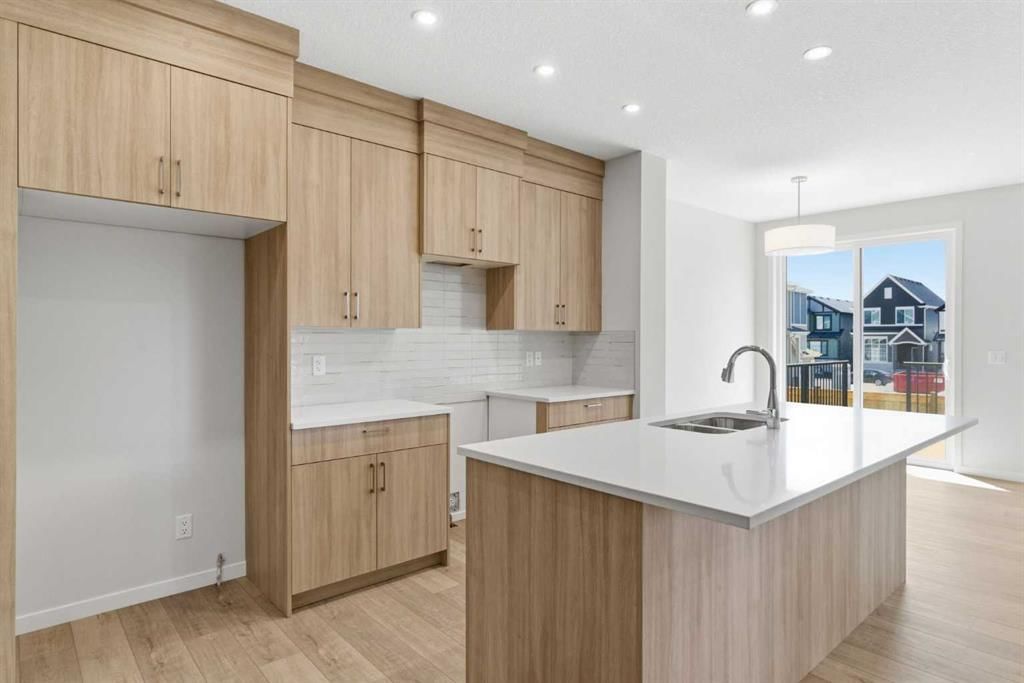 53 Snowberry Common SE, Calgary — photo 2 of 47