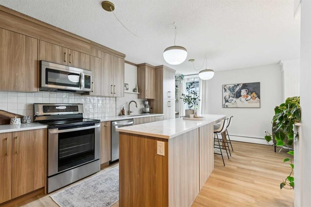 502, 1328 13 Avenue SW, Calgary — photo 2 of 37