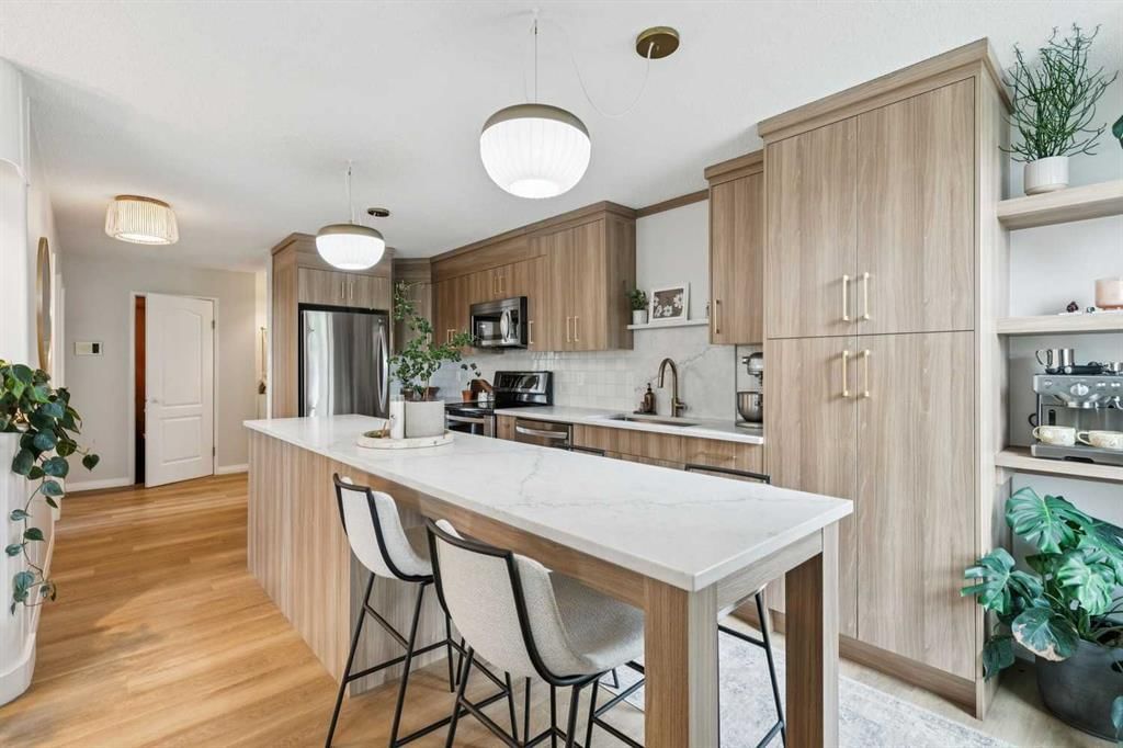 502, 1328 13 Avenue SW, Calgary — photo 4 of 37