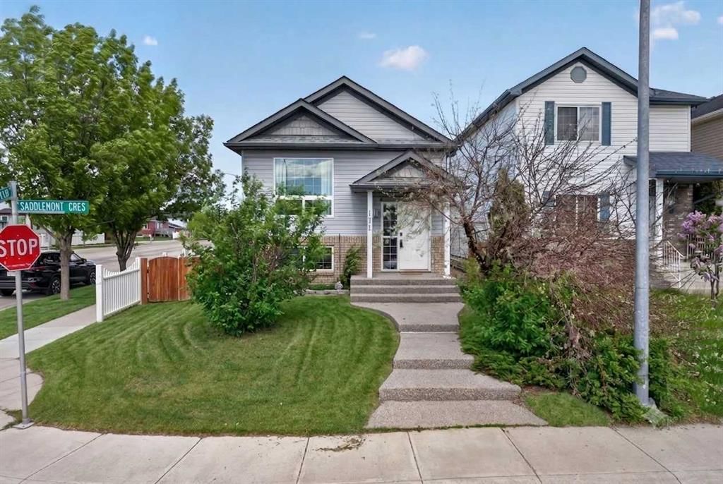 171 Saddlemont Crescent NE, Calgary — main listing photo