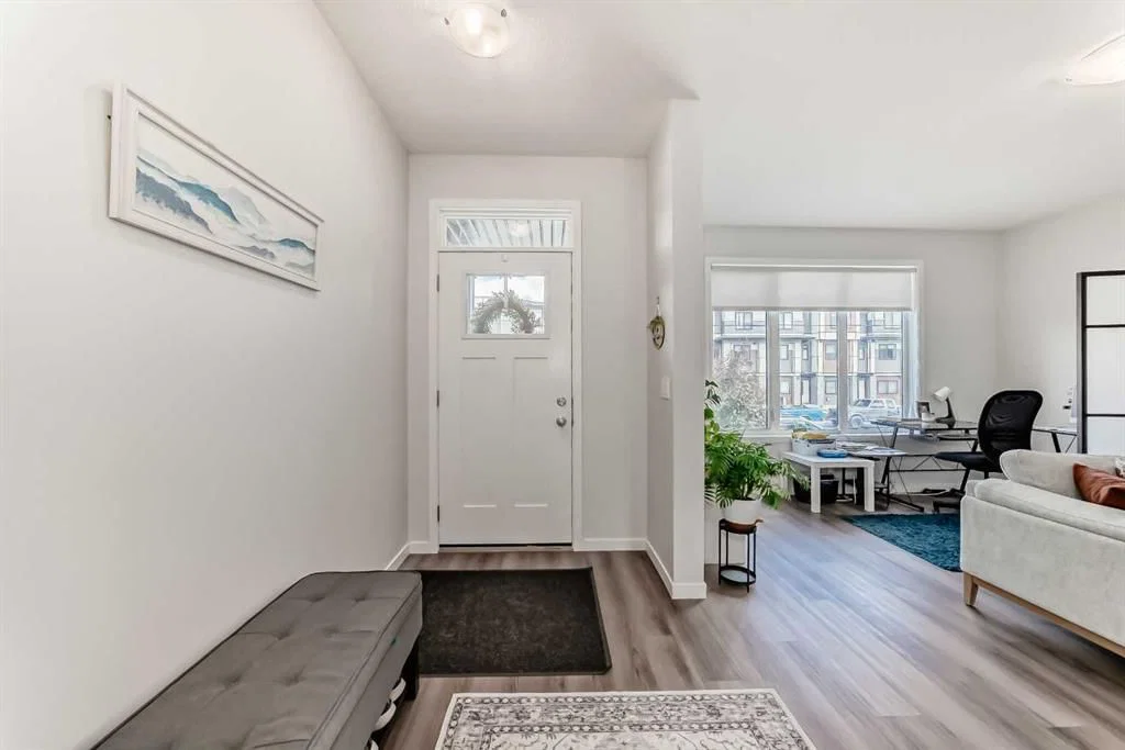 535 Seton Circle SE, Calgary — photo 3 of 36
