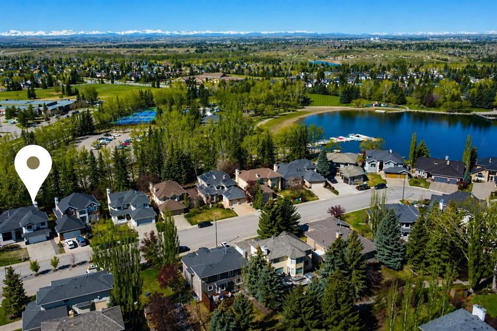 5 Mckenzie Lake Point SE, Calgary — photo 2 of 50