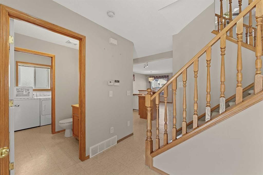 126 Saddleridge Close NE, Calgary — photo 3 of 48