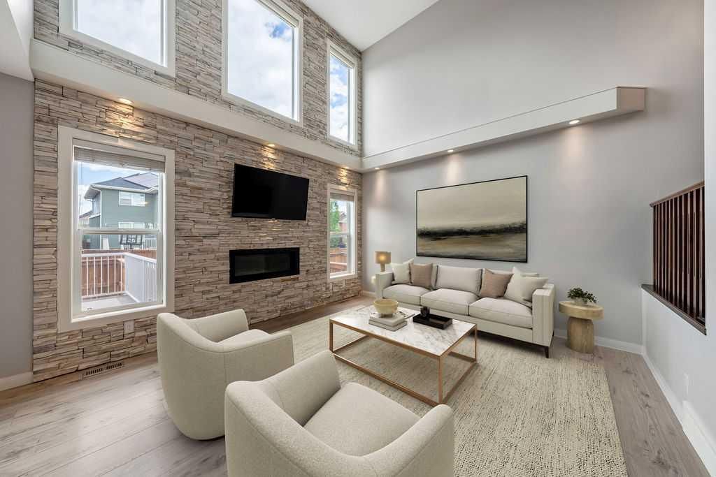 435 Evansglen Drive NW, Calgary — photo 2 of 44
