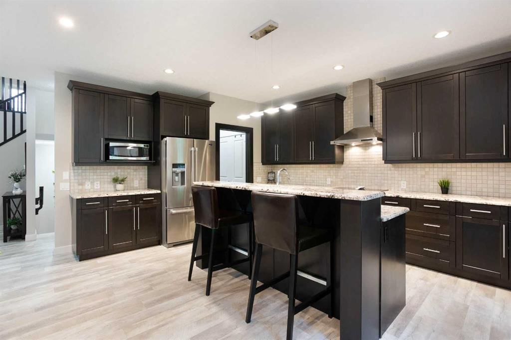 67 Silverado Ridge Crescent SW, Calgary — photo 5 of 41