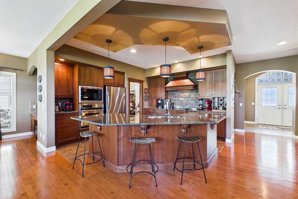 39 Tuscany Glen Place NW, Calgary — photo 5 of 48