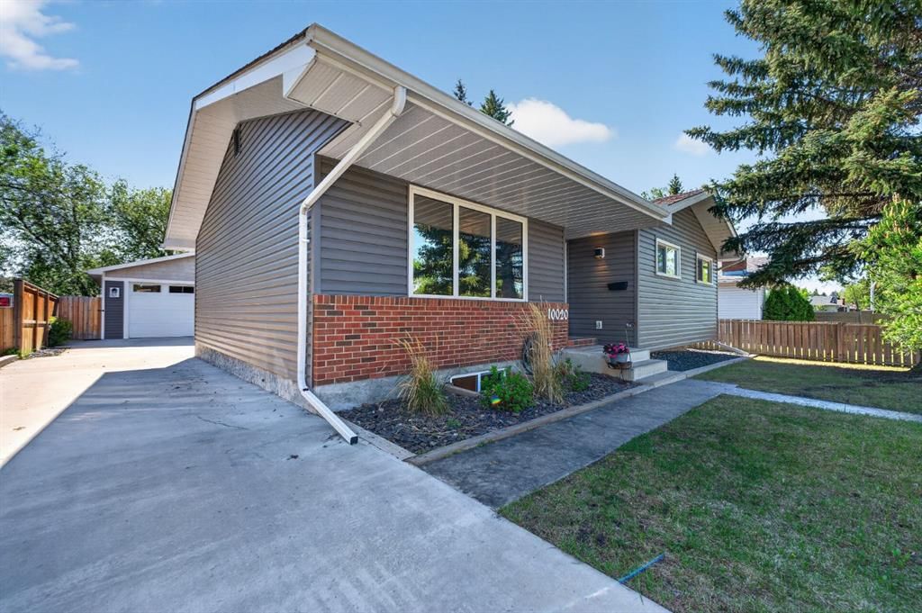10020 Oakfield Drive SW, Calgary — photo 3 of 48