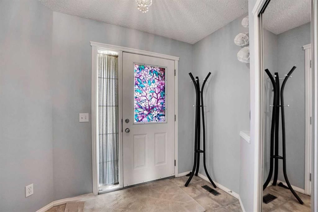 234 Saddlecreek Point NE, Calgary — photo 5 of 49