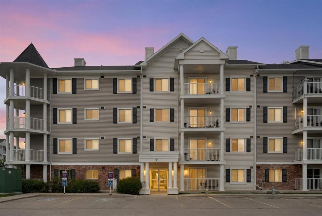 4314, 31 Country Village Manor NE, Calgary — main listing photo