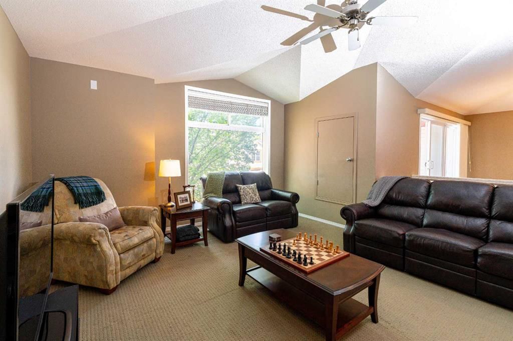 203, 11 Panatella Landing NW, Calgary — photo 5 of 31