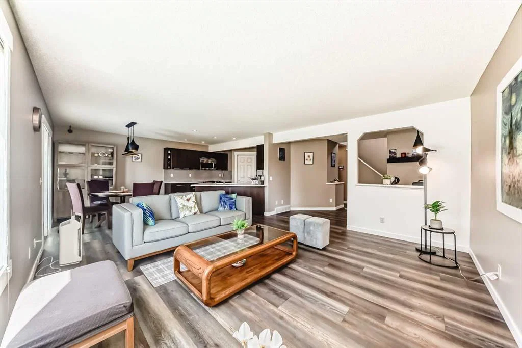 442 Citadel Drive NW, Calgary — photo 2 of 44