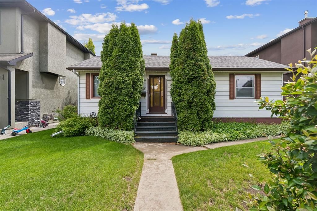 409 29 Avenue NW, Calgary — main listing photo
