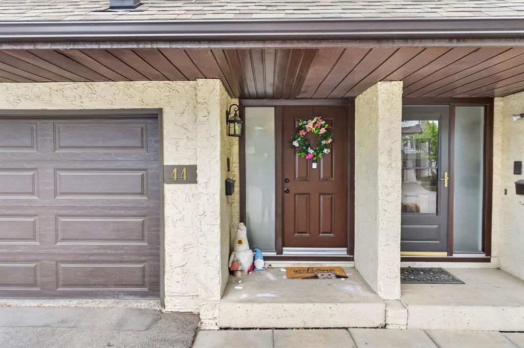 44, 1012 ranchlands Boulevard NW, Calgary — photo 3 of 31