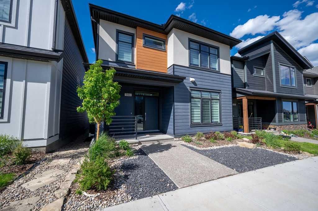 146 Alpine Drive SW, Calgary — photo 2 of 47