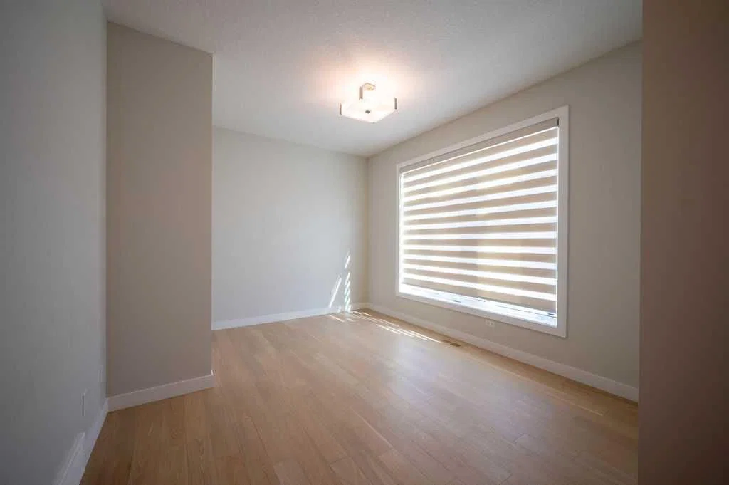 146 Alpine Drive SW, Calgary — photo 5 of 47