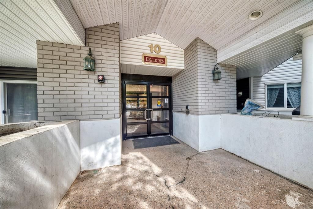 114, 10 Sierra Morena Mews SW, Calgary — photo 3 of 45