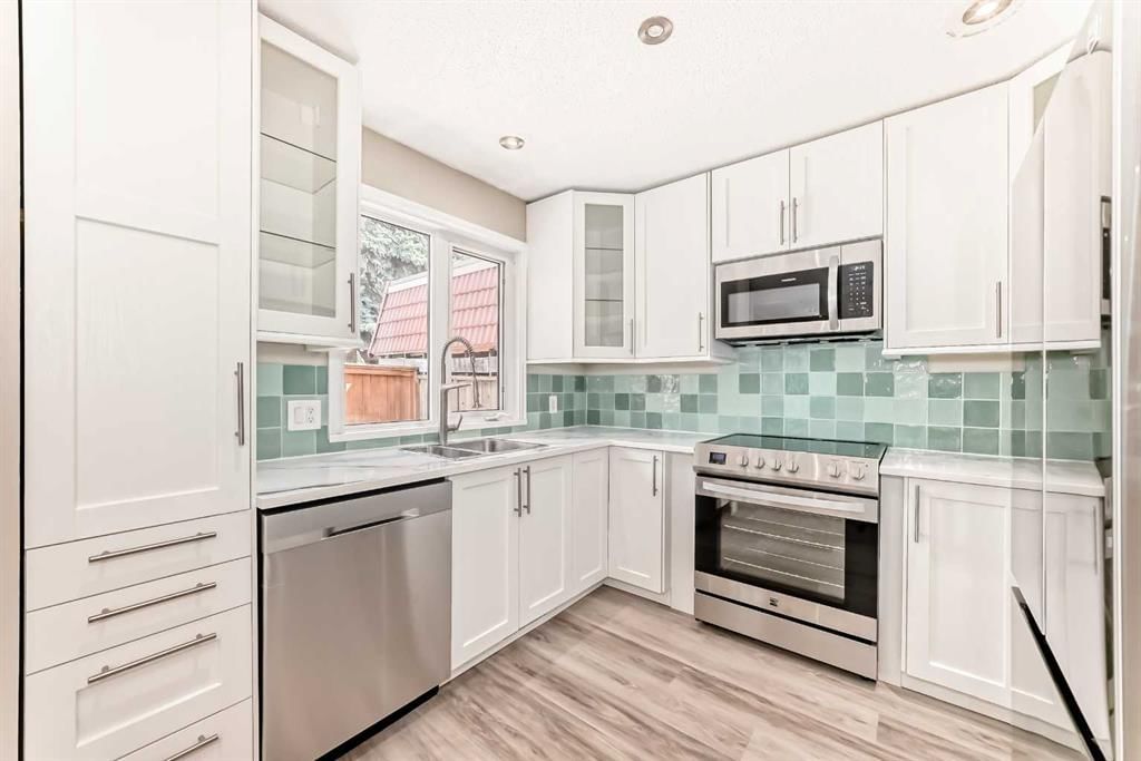 8, 714 Willow Park Drive SE, Calgary — photo 3 of 50