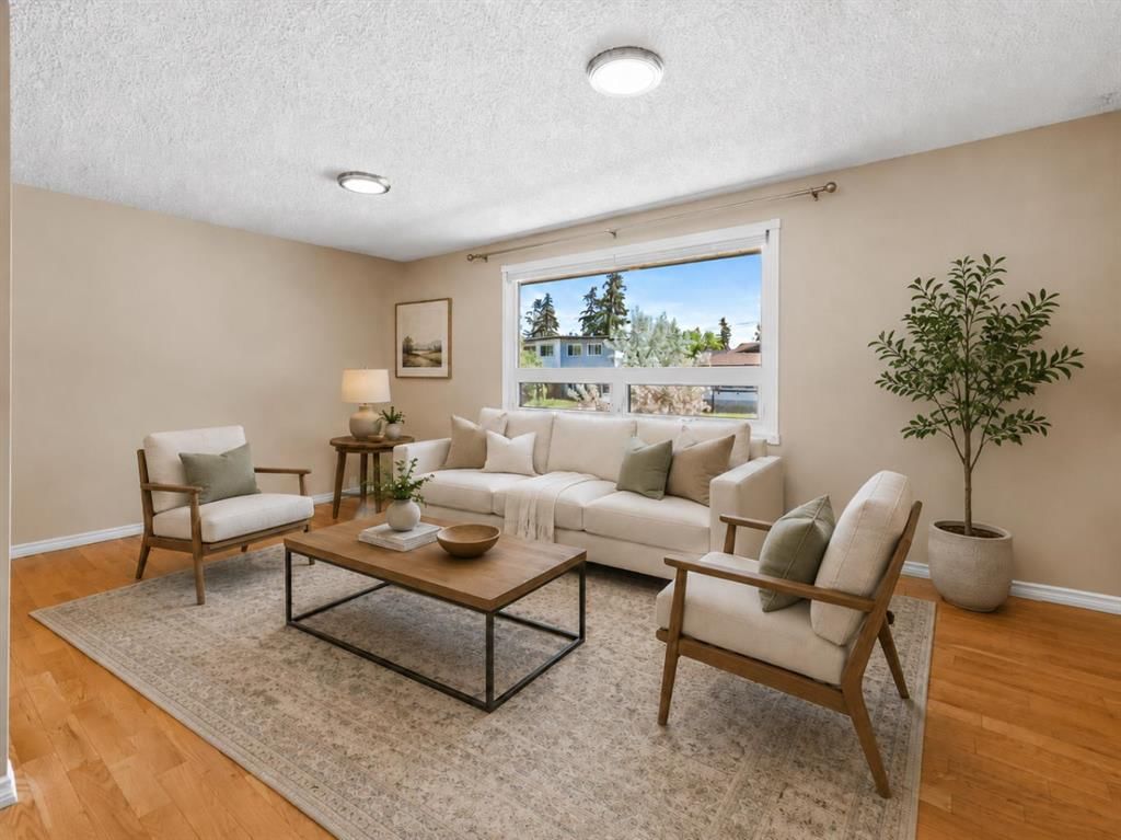 3243 Dover Crescent SE, Calgary — photo 5 of 50