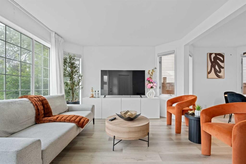 146 Erin Road SE, Calgary — main listing photo