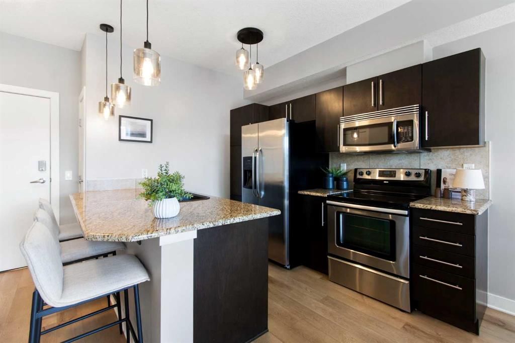 303, 2307 14 Street SW, Calgary — photo 5 of 41