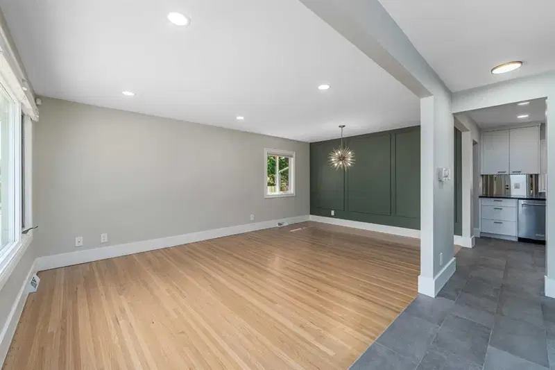 81 White Oak Crescent SW, Calgary — photo 4 of 42