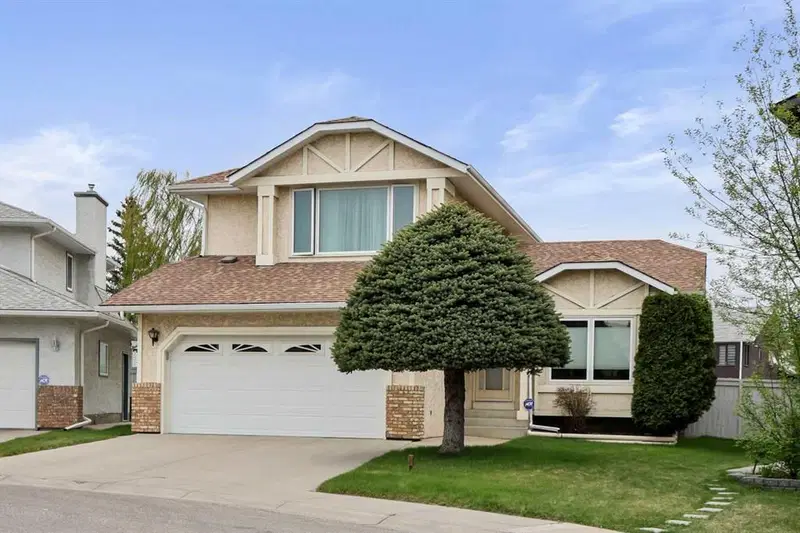 57 Del Rio Place NE, Calgary — main listing photo