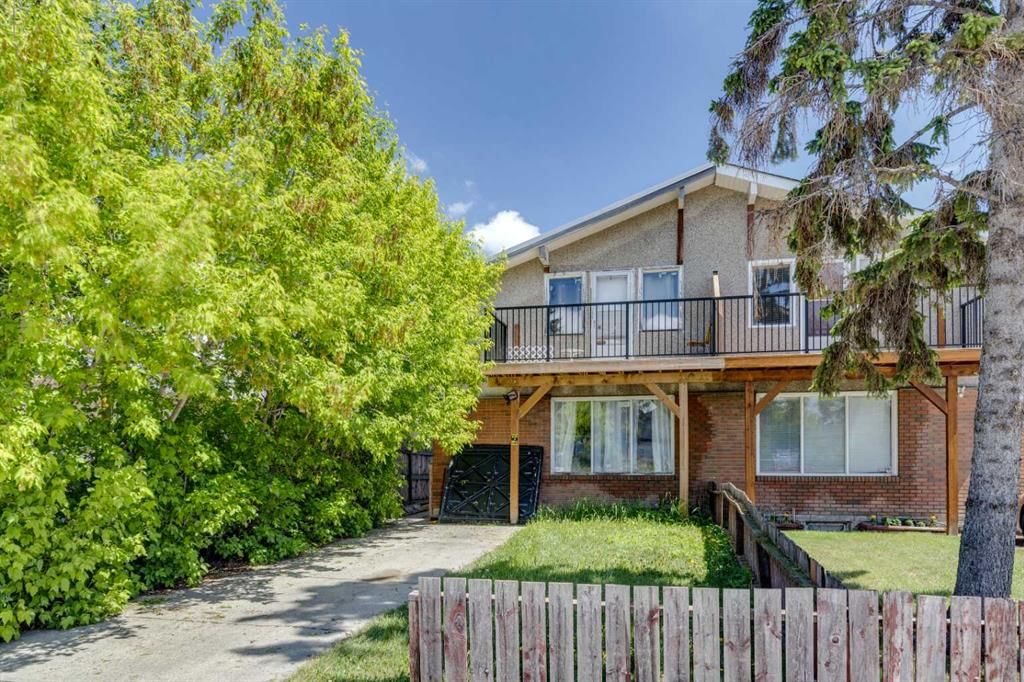 2030 39 Street SE, Calgary — recently sold semi-detached home