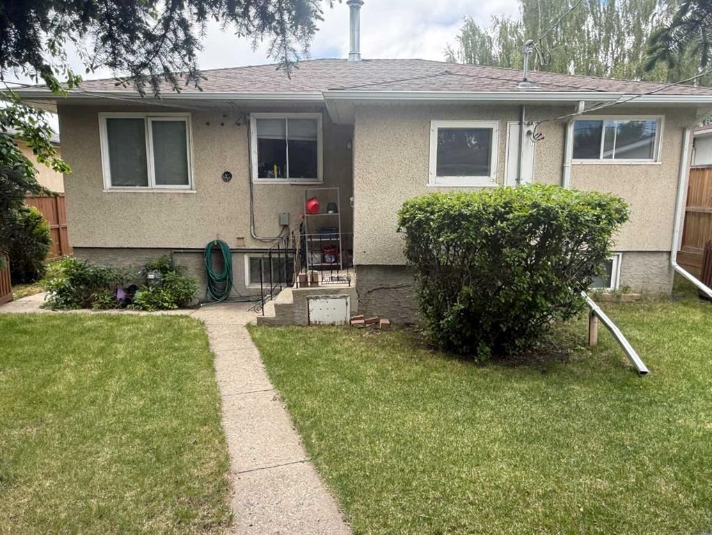 2848 24 Street NW, Calgary — photo 2 of 13