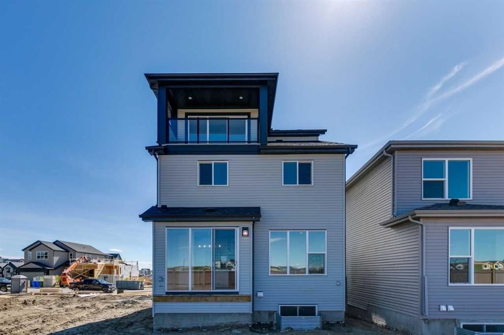 110 Bartlett Row SE, Calgary — photo 3 of 12